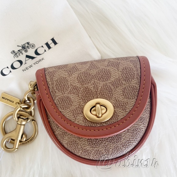 Coach Brown Turnlock Card Pouch / Holder, Bag Charm